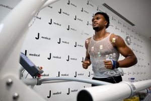 PGSoft-‍♂️尤文官方晒奥蓬达体检照，超4000万欧新援即将加盟